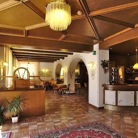 Hotel Charme Nevada Molveno